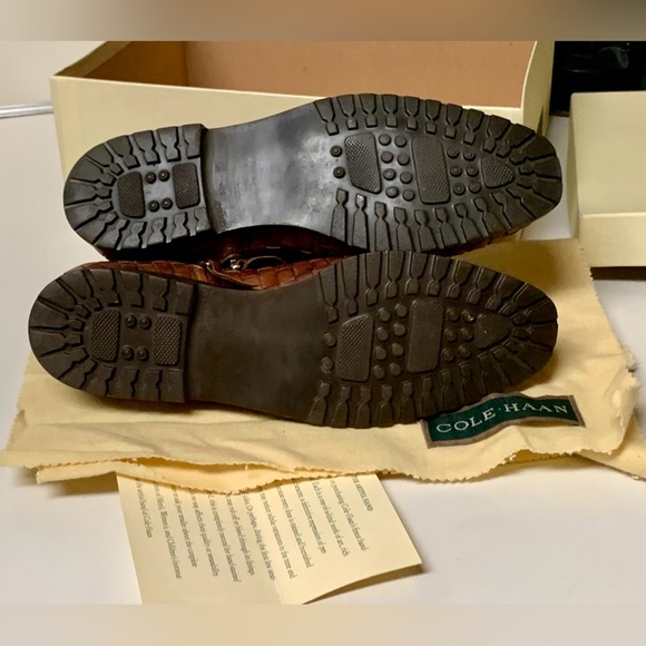 Women’s 6.5 B Vintage Cole Haan Woven Leather Side Zip Ankle Boots - Picture 3 of 16